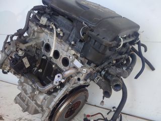 bontott PEUGEOT 107 Motor (Fűzött blokk hengerfejjel)