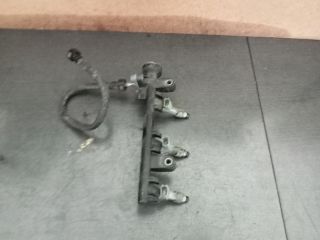 bontott PEUGEOT 107 Porlasztó Sor / Híd