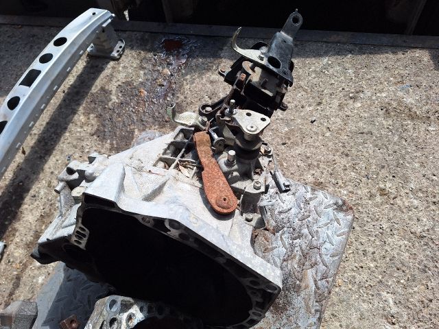 bontott PEUGEOT 107 Váltó (Mechanikus)