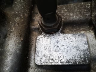 bontott PEUGEOT 107 Motor (Fűzött blokk hengerfejjel)