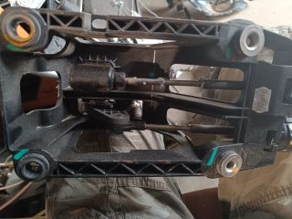 bontott PEUGEOT 107 Váltó Kulissza