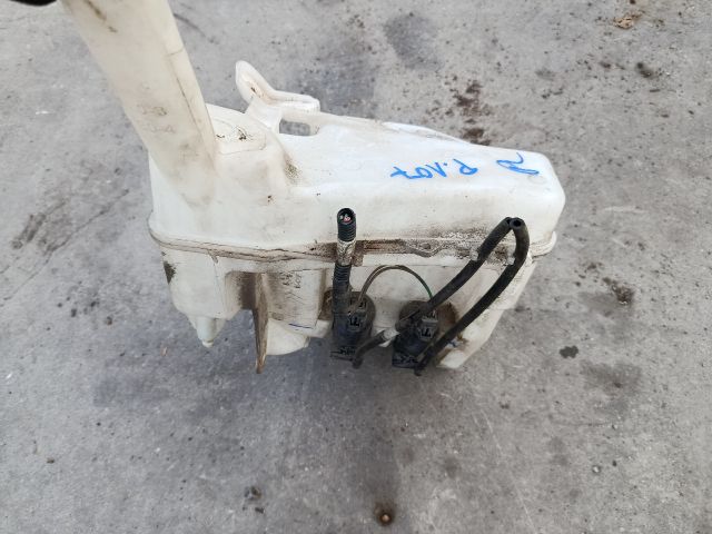 bontott PEUGEOT 107 Ablakmosó Tartály