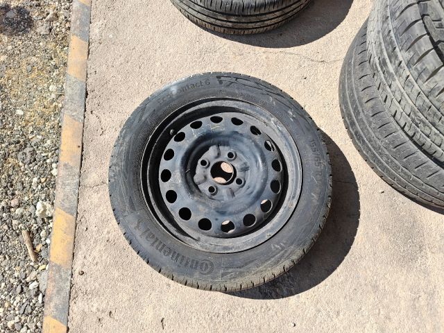 bontott PEUGEOT 107 Acélfelni Szett