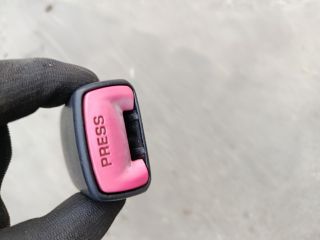 bontott PEUGEOT 107 Bal első Biztonsági Öv Csat