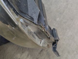 bontott PEUGEOT 107 Bal Fényszóró