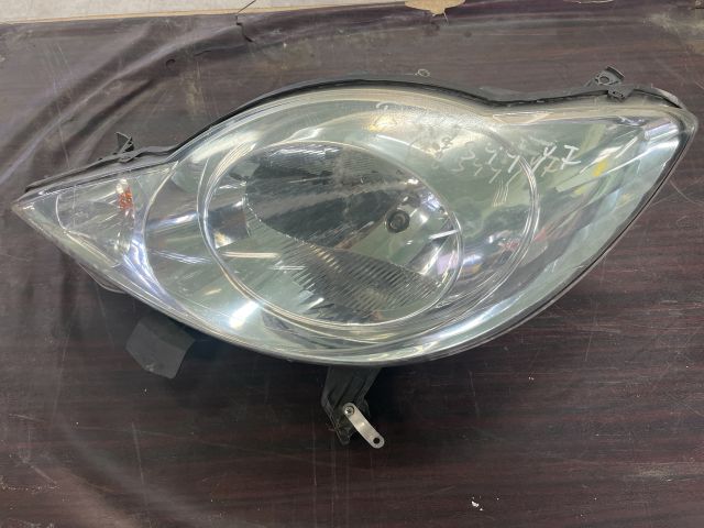 bontott PEUGEOT 107 Bal Fényszóró