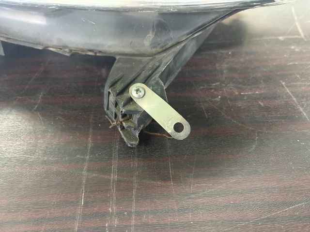 bontott PEUGEOT 107 Bal Fényszóró