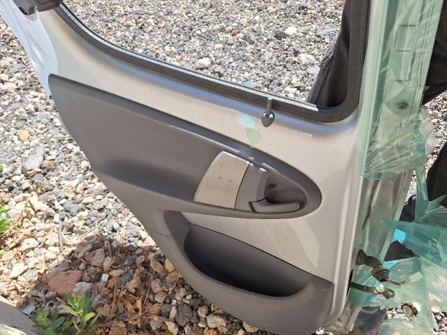 bontott PEUGEOT 107 Bal hátsó Ajtó (Részeivel)