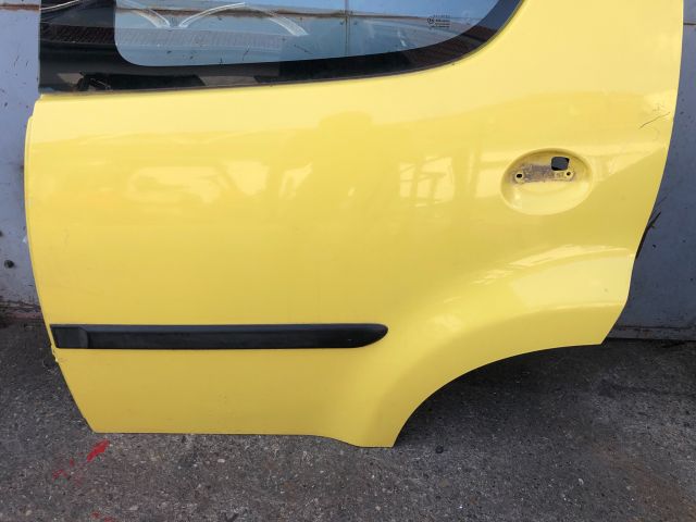 bontott PEUGEOT 107 Bal hátsó Ajtó (Üres lemez)