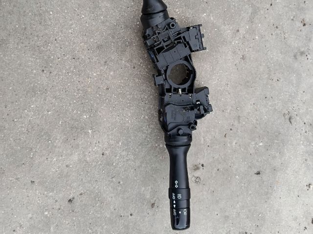 bontott PEUGEOT 107 Bal Kormánykapcsoló Irányjelző