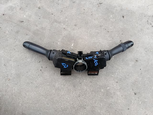 bontott PEUGEOT 107 Bal Kormánykapcsoló Irányjelző