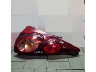 bontott PEUGEOT 107 Bal Külső Hátsó Lámpa