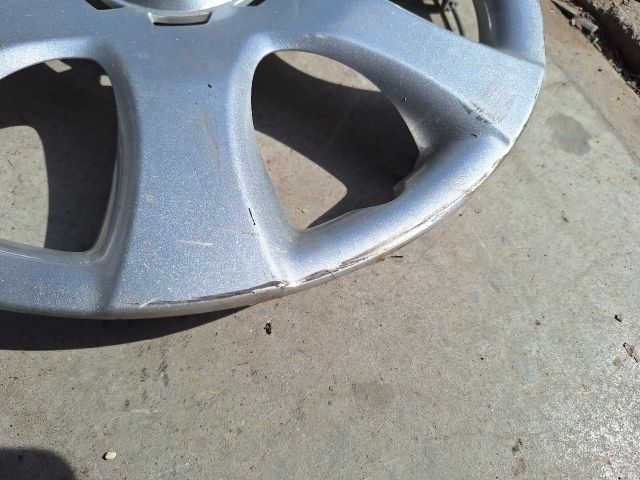 bontott PEUGEOT 107 Dísztárcsa (1 db)