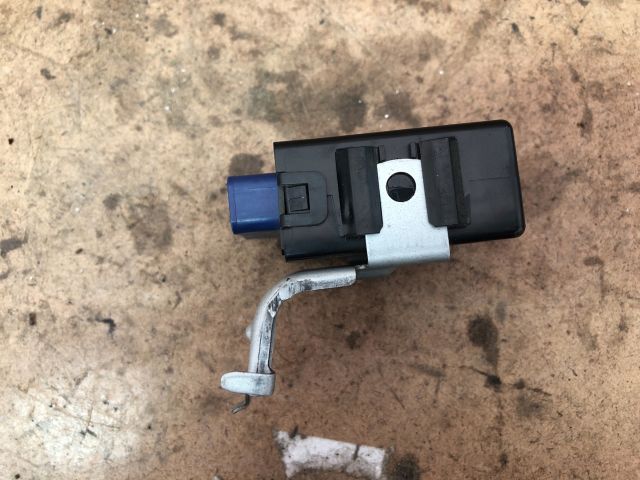 bontott PEUGEOT 107 Elektronika (Magában)