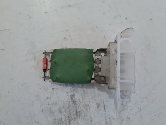 bontott PEUGEOT 107 Előtét Ellenállás Fűtőmotor