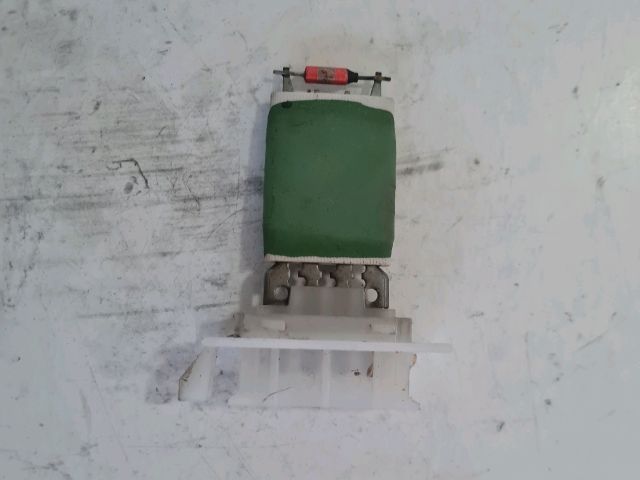 bontott PEUGEOT 107 Előtét Ellenállás Fűtőmotor