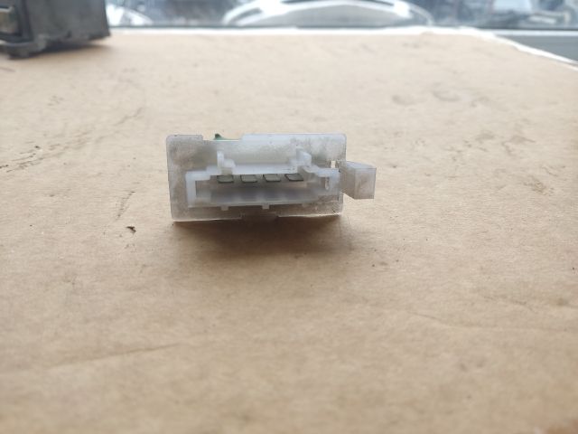 bontott PEUGEOT 107 Előtét Ellenállás Fűtőmotor