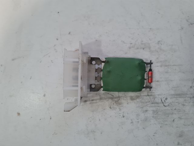 bontott PEUGEOT 107 Előtét Ellenállás Fűtőmotor