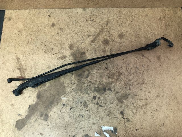 bontott PEUGEOT 107 Első Ablaktörlő Kar