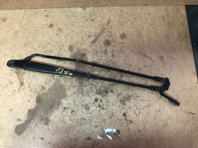 bontott PEUGEOT 107 Első Ablaktörlő Kar
