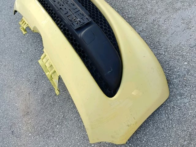 bontott PEUGEOT 107 Első Lökhárító (Üresen)