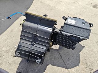 bontott PEUGEOT 107 Fűtés Box