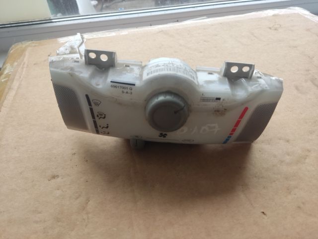 bontott PEUGEOT 107 Fűtéskapcsoló (manuális klímás)