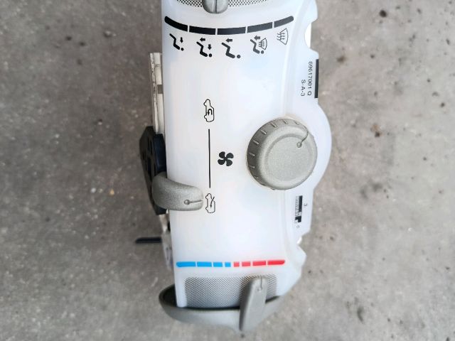 bontott PEUGEOT 107 Fűtéskapcsoló (manuális klímás)