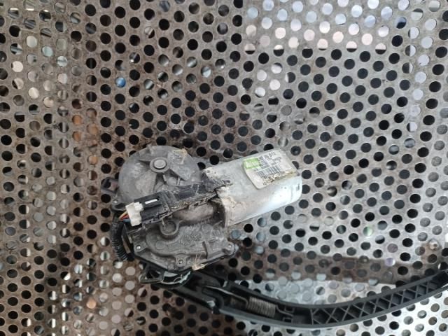 bontott PEUGEOT 107 Hátsó Ablaktörlő Kar