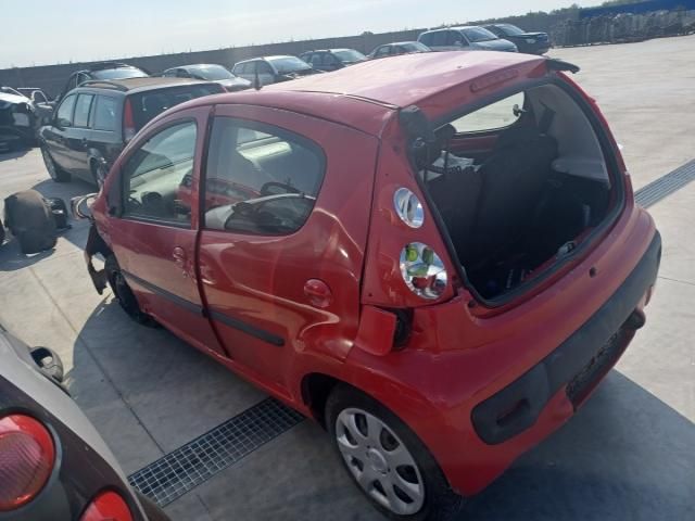 bontott PEUGEOT 107 Hátsó Ablaktörlő Kar