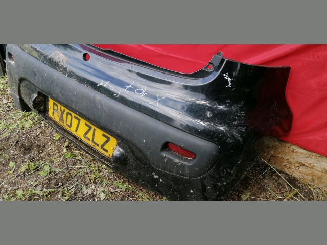 bontott PEUGEOT 107 Hátsó Lökhárító (Részeivel)