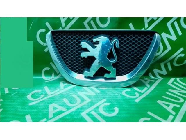 bontott PEUGEOT 107 Hűtőrács