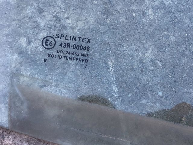 bontott PEUGEOT 107 Jobb első Ablak