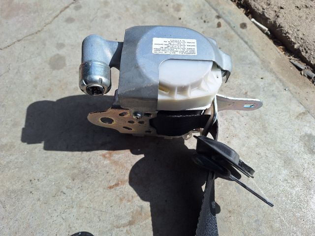 bontott PEUGEOT 107 Jobb első Biztonsági Öv