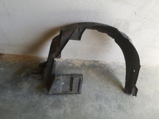 bontott PEUGEOT 107 Jobb első Dobbetét (Kerékjárati, Műanyag)