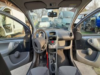 bontott PEUGEOT 107 Jobb első Ülés