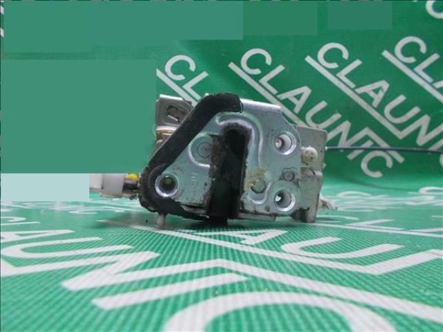 bontott PEUGEOT 107 Jobb hátsó Ajtózár