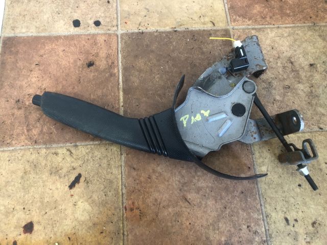 bontott PEUGEOT 107 Kézifék Kar