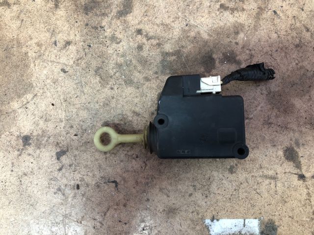 bontott PEUGEOT 107 Központizár Motor Csomagtérajtó