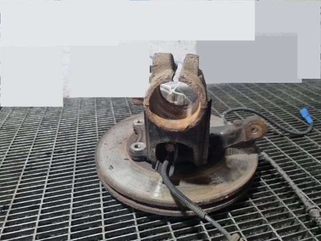 bontott PEUGEOT 2008 Bal első Csonkállvány