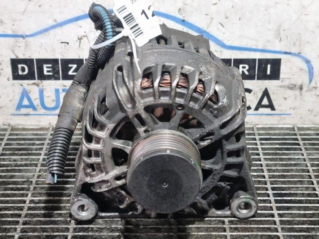 bontott PEUGEOT 2008 Generátor