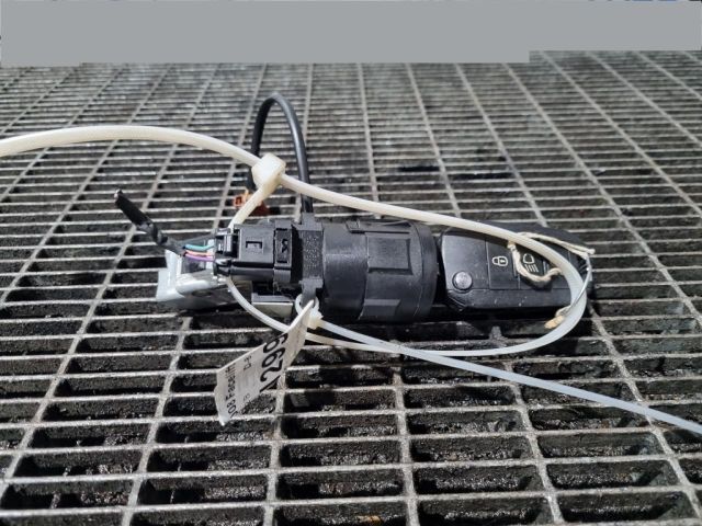 bontott PEUGEOT 2008 Gyújtáskapcsoló