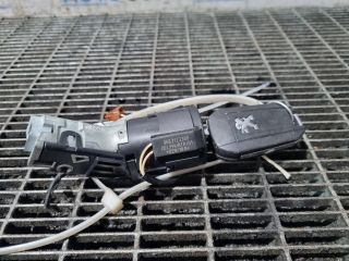 bontott PEUGEOT 2008 Gyújtáskapcsoló