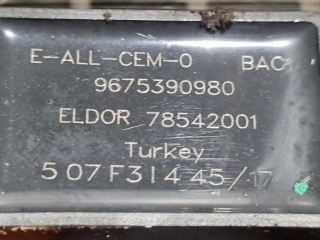 bontott PEUGEOT 2008 Gyújtótrafó