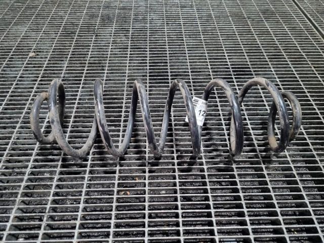 bontott PEUGEOT 2008 Hátsó Rugó