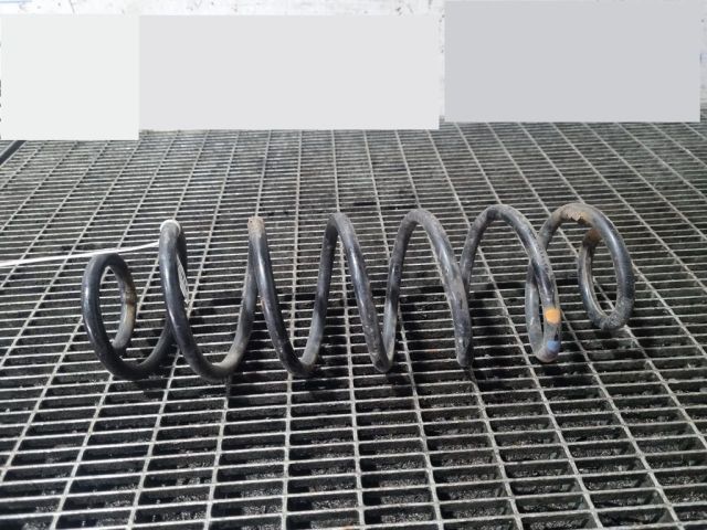 bontott PEUGEOT 2008 Hátsó Rugó