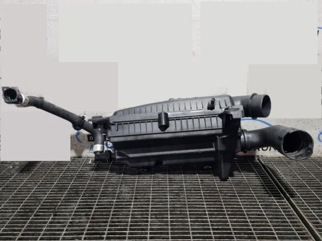 bontott PEUGEOT 2008 Légszűrő Ház