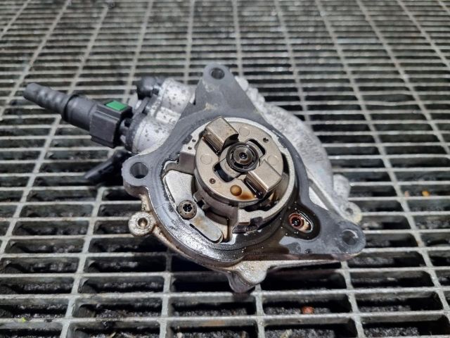 bontott PEUGEOT 2008 Vákumpumpa