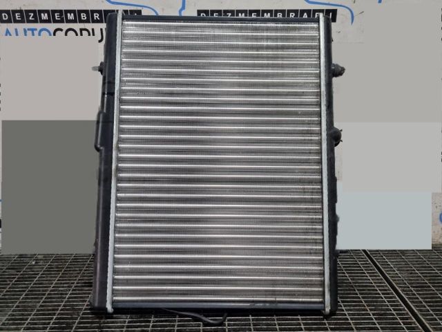 bontott PEUGEOT 2008 Vízhűtő Radiátor (Klímás)