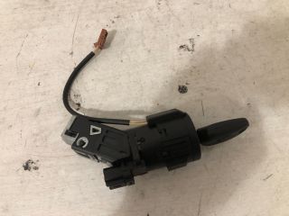 bontott PEUGEOT 2008 Gyújtáskapcsoló